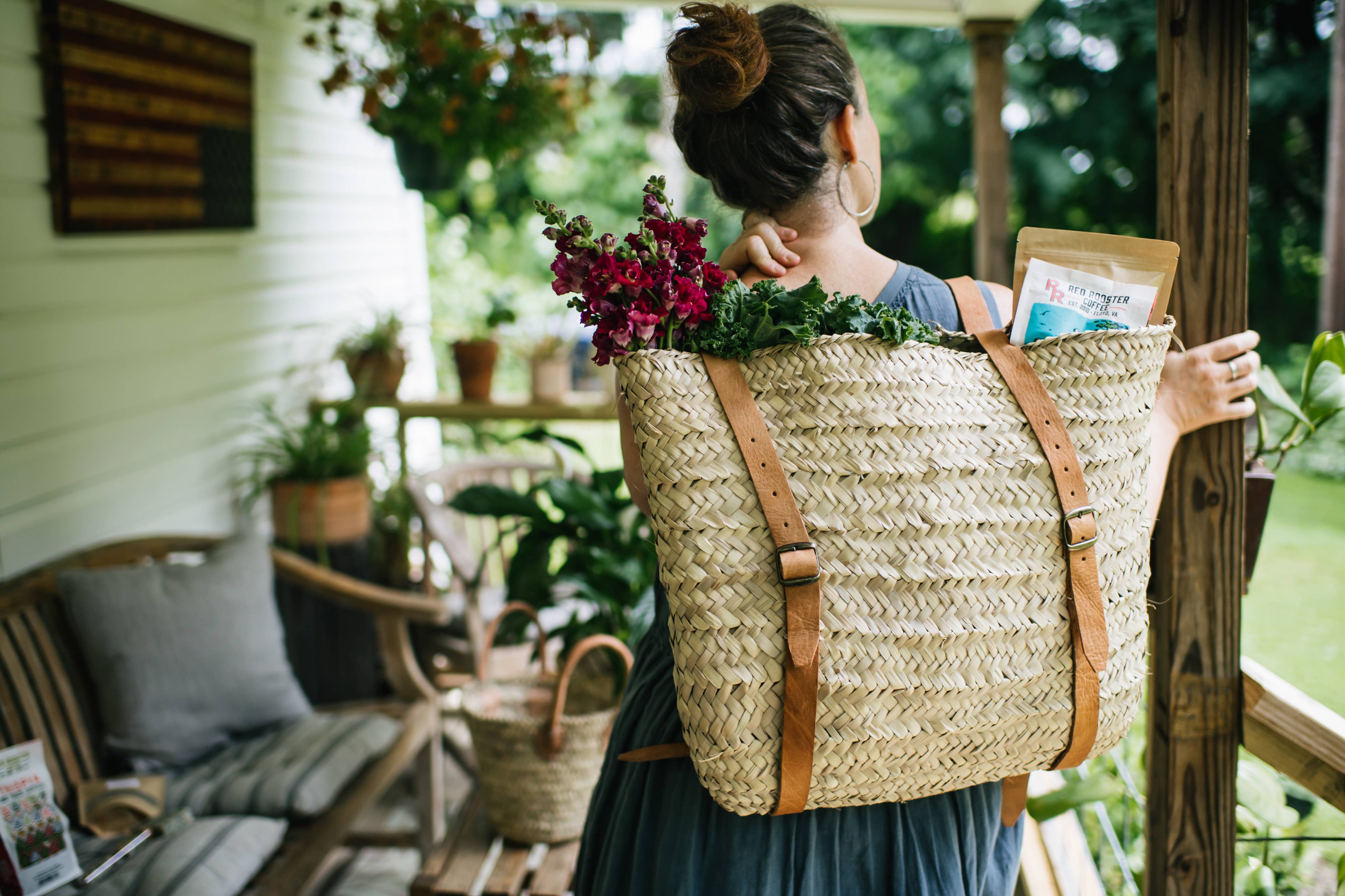 Palm Leaf Backpack Basket | Allenia Space display picture 1